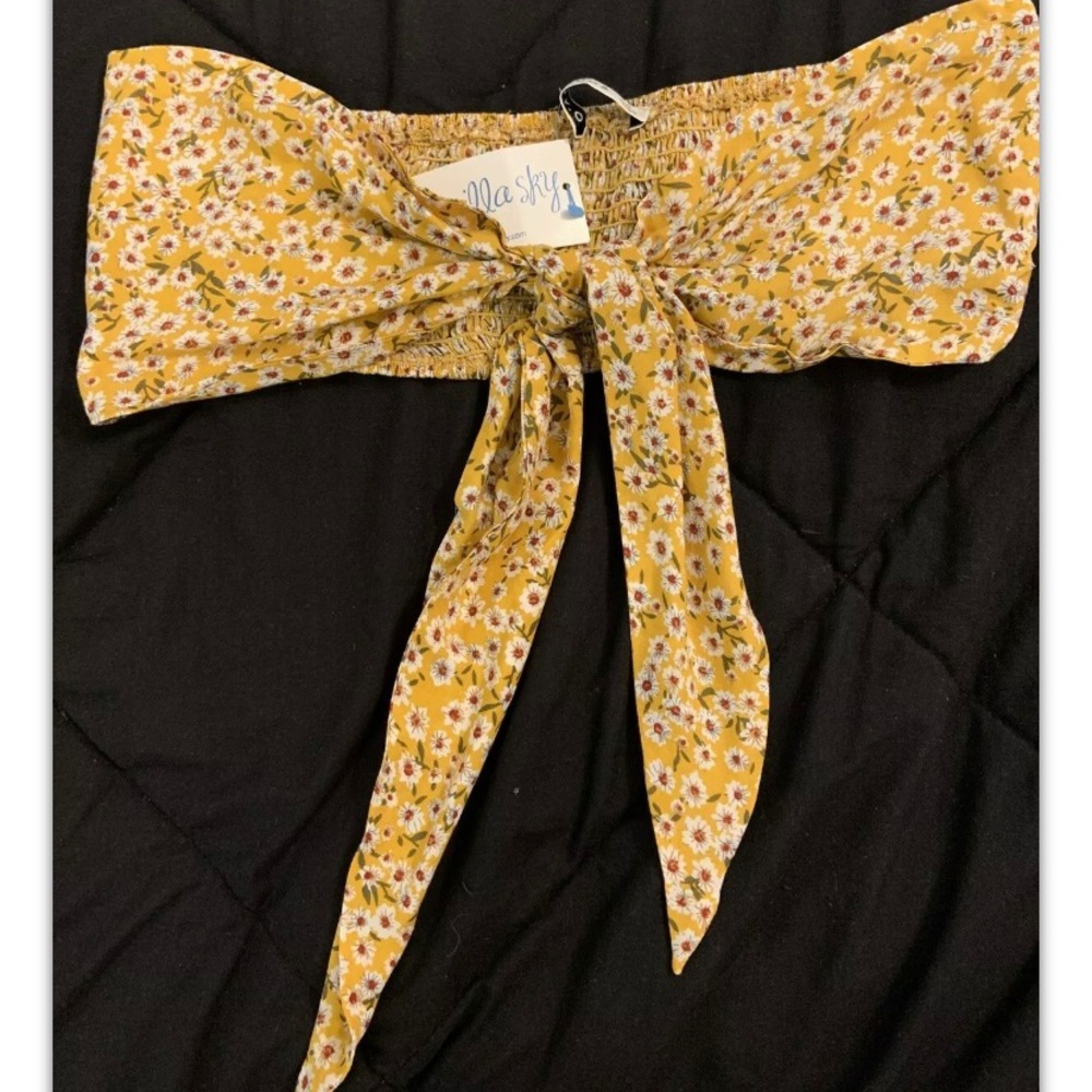 NWT Vanilla Sky Medium Yellow Floral Tube Top With Tie Front